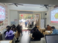253011梅溪湖万人高档小区（带天然气）日营3-4K餐饮店优价转让