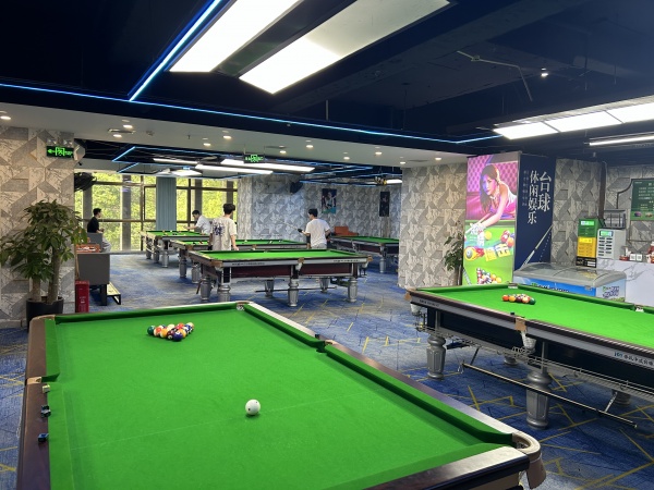554049天心区南湖路临街二楼台球+棋牌室优价转让 554049天心区南湖路临街二楼台球+棋牌室优价转让