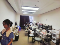 555010捡漏子啦!  火爆  德思勤商圈美甲店低价急转