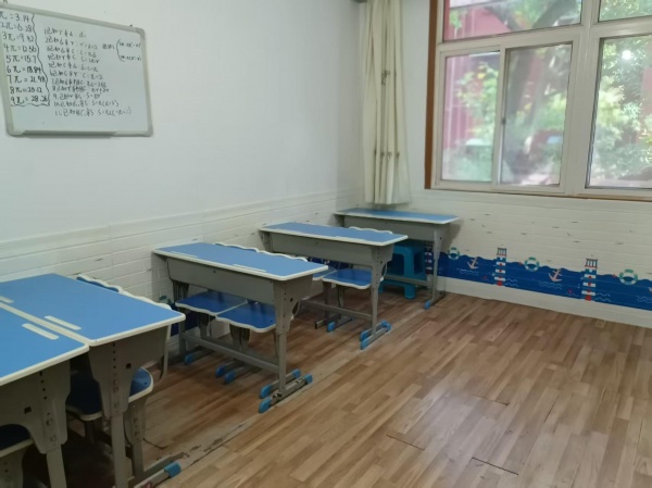 (已转)555159急急急转:青园小区对面托管机构转让(图片仅供参考) (已转)555159急急急转:青园小区对面托管机构转让(图片仅供参考)