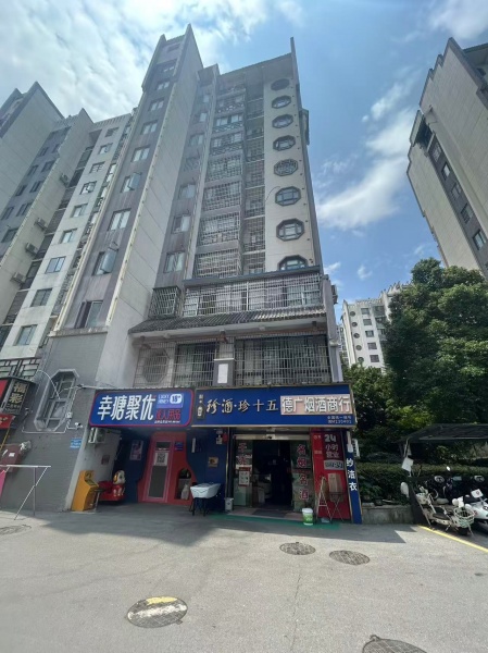 756029肿瘤医院烟酒十年老店几万转让(可空转 756029肿瘤医院烟酒十年老店几万转让(可空转