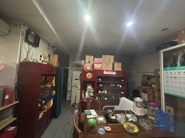 756029肿瘤医院烟酒十年老店几万转让(可空转 756029肿瘤医院烟酒十年老店几万转让(可空转