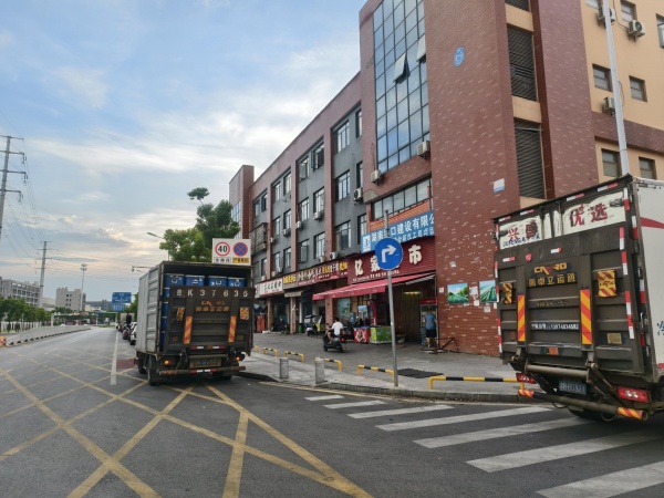 757062望城工业园区对面小区出入口商业街精装餐饮粉面急转 757062望城工业园区对面小区出入口商业街精装餐饮粉面急转