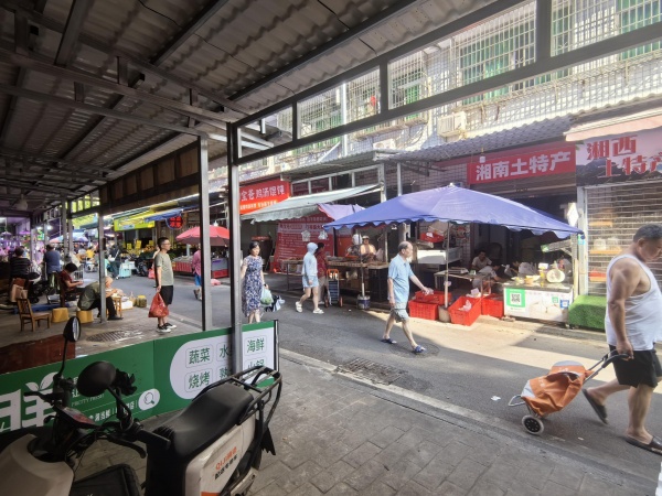 757065白菜价急转!梅溪湖大型成熟小区菜市场门面优价转让 757065白菜价急转!梅溪湖大型成熟小区菜市场门面优价转让