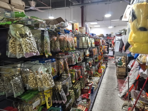 757080芙蓉区写字楼出入口线上线下日营1.7万+超市优价转让 757080芙蓉区写字楼出入口线上线下日营1.7万+超市优价转让