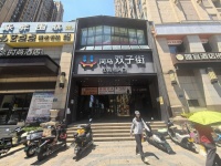 258134好消息！岳麓区成熟商场步行街出入口20平门面房东直租
