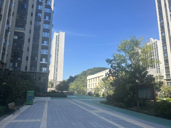 359158南山十里托管转让带双证使用权(勿转让权) 359158南山十里托管转让带双证使用权(勿转让权)