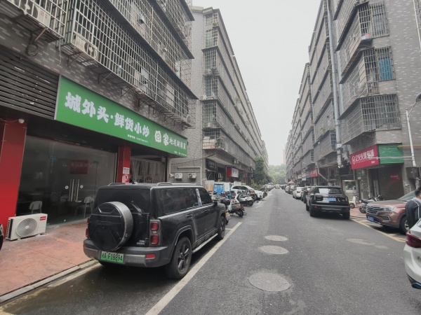 359201岳麓区润泽园大型社区月流水25万+的外卖店低价转让 359201岳麓区润泽园大型社区月流水25万+的外卖店低价转让