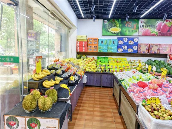 559218日营业额四千左右大型小区出入口水果店转让 559218日营业额四千左右大型小区出入口水果店转让