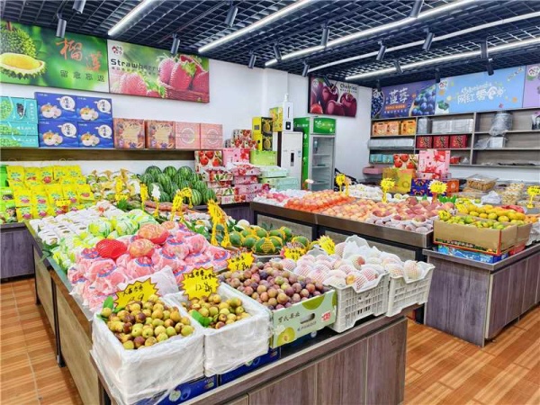 559218日营业额四千左右大型小区出入口水果店转让 559218日营业额四千左右大型小区出入口水果店转让