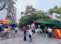 651071y青园小学旁大型成熟小区商业街门面出租房东直租