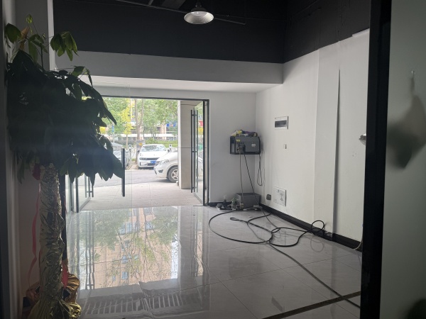 (已租)6510158雨花区杜花路高档小区精装修无行业限制商铺直租 (已租)6510158雨花区杜花路高档小区精装修无行业限制商铺直租
