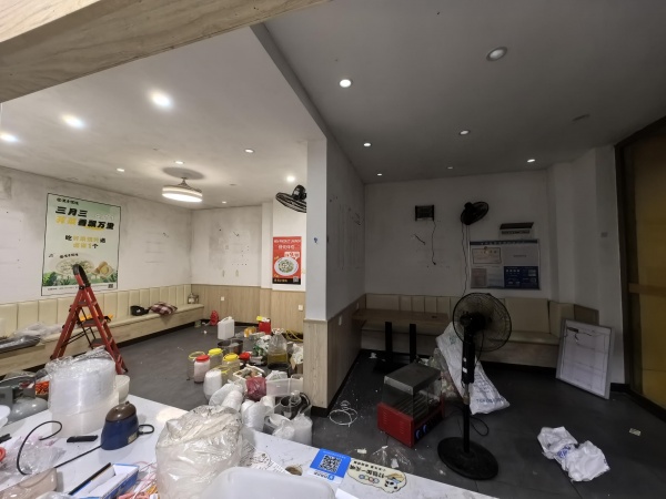 (已租)6511005雨花区大型小区围绕临街旺铺出租.房东直租 (已租)6511005雨花区大型小区围绕临街旺铺出租.房东直租