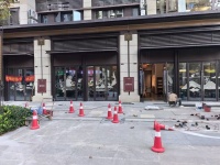 5512018高端小区出口头铺火爆招商