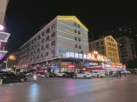 7512032星沙泉塘小区出入口独栋50间房临街精装酒店优价转让