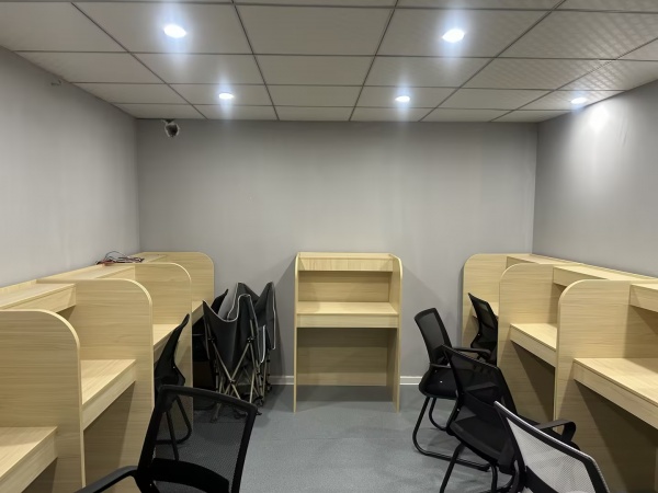 7512070长沙县湘龙物流园双证托管急急转(图片仅供参考 7512070长沙县湘龙物流园双证托管急急转(图片仅供参考