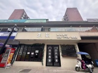 5512083望城万人商圈新华联118平临街门面房东直租