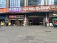 5512082商铺对外招商；医院附近地铁口鑫融国际广场临街