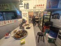 3512094理工大学校内临街麻辣烫急转