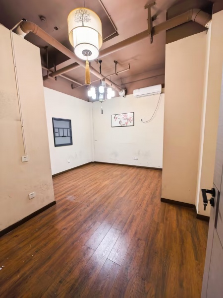 (已租)5512117梅溪湖南.成熟小区上下两层临街门面出租.房东直租 (已租)5512117梅溪湖南.成熟小区上下两层临街门面出租.房东直租