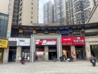 5512135岳麓区长房云时代8Q户小区55平门面房东直租（无转让费）