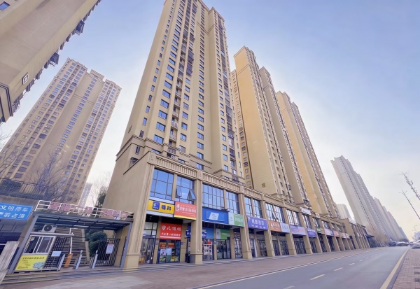 X01015近D铁口.多个大型小区围绕.华润置地临街门面出租 X01015近D铁口.多个大型小区围绕.华润置地临街门面出租