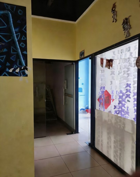 X01015近D铁口.多个大型小区围绕.华润置地临街门面出租 X01015近D铁口.多个大型小区围绕.华润置地临街门面出租