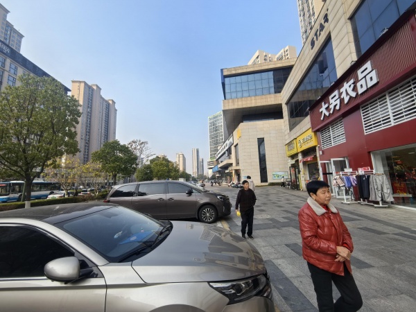 Y01047急急急急转5万 星沙筑梦星园商业街临街采耳spa养生馆 Y01047急急急急转5万 星沙筑梦星园商业街临街采耳spa养生馆