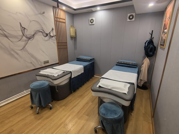 Y01047急急急急转5万 星沙筑梦星园商业街临街采耳spa养生馆 Y01047急急急急转5万 星沙筑梦星园商业街临街采耳spa养生馆