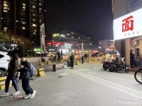 3512114高端小区主门头铺转让（可空转）