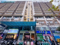 Y01051市中心.地铁口近五一商圈.蓝色地标写字楼出租