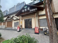 Y02011大型工业园区临街340平纯一楼餐饮门面优价转让 Y02011大型工业园区临街340平纯一楼餐饮门面优价转让