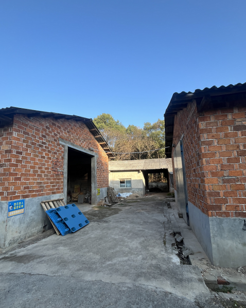 Y02014春华镇农庄小院30亩独门独院场地租可做厂房仓库 Y02014春华镇农庄小院30亩独门独院场地租可做厂房仓库