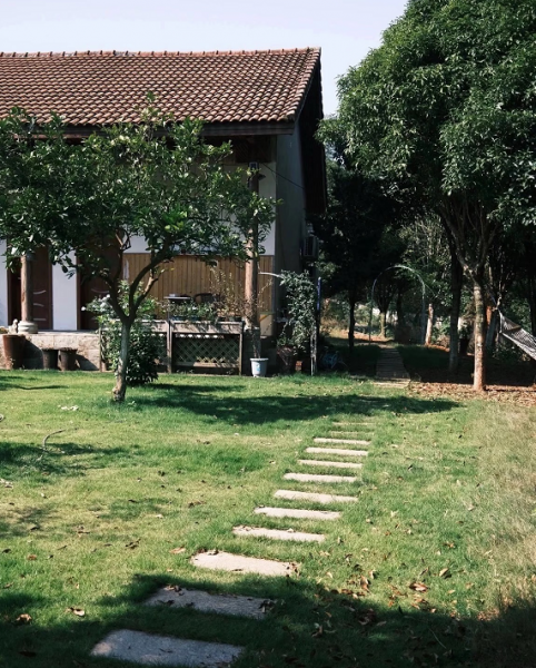 Y02014春华镇农庄小院30亩独门独院场地租可做厂房仓库 Y02014春华镇农庄小院30亩独门独院场地租可做厂房仓库