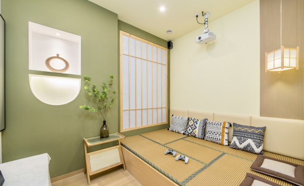 Y02021五一广场嘉顿新天地大型私影店急转让 Y02021五一广场嘉顿新天地大型私影店急转让