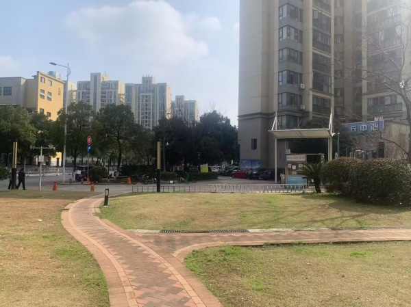 A03025岳麓区多个大型小区围绕临街商铺房东直租 A03025岳麓区多个大型小区围绕临街商铺房东直租