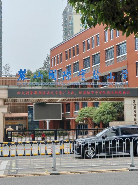 A03025岳麓区多个大型小区围绕临街商铺房东直租 A03025岳麓区多个大型小区围绕临街商铺房东直租