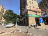 A03057岳麓区含浦主干道十字路口临街拐角门面优价转让（可空转）