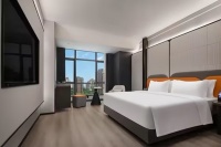 X03065工商大学旁临街37间房平层高端轻奢精装酒店优价转让