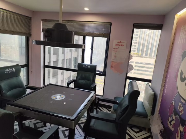 X03069万家丽广场附近110平写字楼出租➕8个包间棋牌转让 X03069万家丽广场附近110平写字楼出租➕8个包间棋牌转让