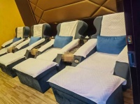 X03087星沙十字路口临街精装修1280平足浴spa按摩店低价转让