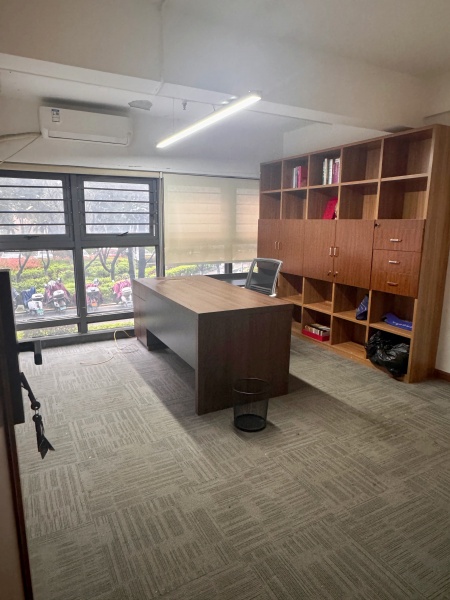 A03131【超低6000一月麓谷企业广场精装写字楼出租.拎包办公】 A03131【超低6000一月麓谷企业广场精装写字楼出租.拎包办公】