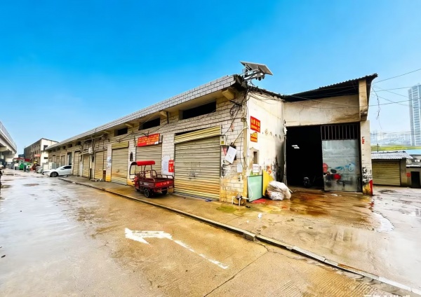 Y04001车站南路520平厂房仓库出租.房东直租 Y04001车站南路520平厂房仓库出租.房东直租