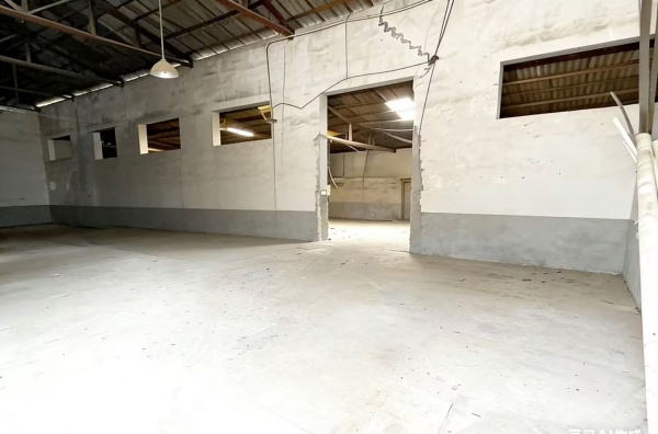 Y04001车站南路520平厂房仓库出租.房东直租 Y04001车站南路520平厂房仓库出租.房东直租