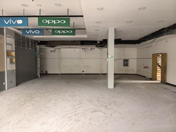 X04021房东直租!广电马栏山西湖楼旁临街可外摆220平门面出租 X04021房东直租!广电马栏山西湖楼旁临街可外摆220平门面出租