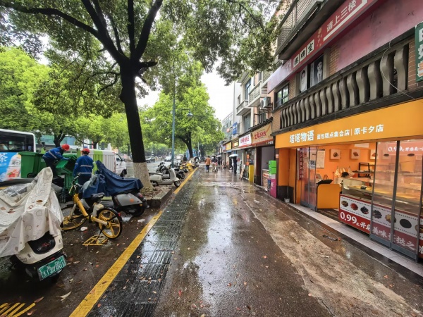 A04032岳麓区麓山南路旺铺转让 A04032岳麓区麓山南路旺铺转让