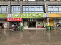 Y04025长沙县小区商业街临街1000平百货购物超市优转（带装修设备，不带货）