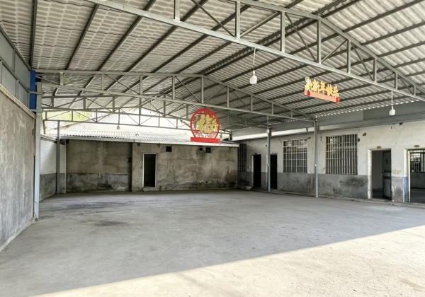 Y05066仓库/农家菜馆首选.河西商圈1000平庭院场地出租 Y05066仓库/农家菜馆首选.河西商圈1000平庭院场地出租