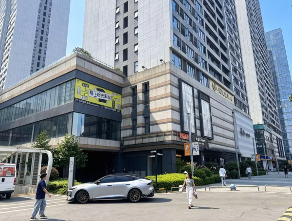 Y05071德思勤复地星光上下2层临街门面房东直租(送装修期) Y05071德思勤复地星光上下2层临街门面房东直租(送装修期)