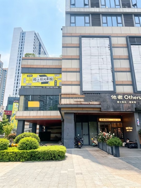 Y05071德思勤复地星光上下2层临街门面房东直租(送装修期) Y05071德思勤复地星光上下2层临街门面房东直租(送装修期)